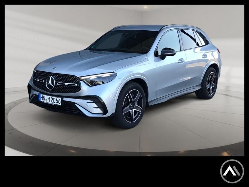 Metalliclack hightechsilber Gebraucht 2024 Mercedes GLC200 Night SUV | 54.789 € (Etwas zu teuer) - Bild 1/4