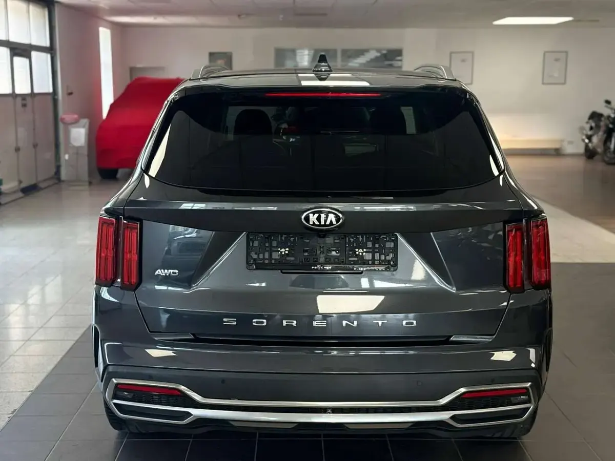 Gebraucht Kia Sorento Spirit 201 PS (147 kW) 2021 (abt) graphite met. SUV