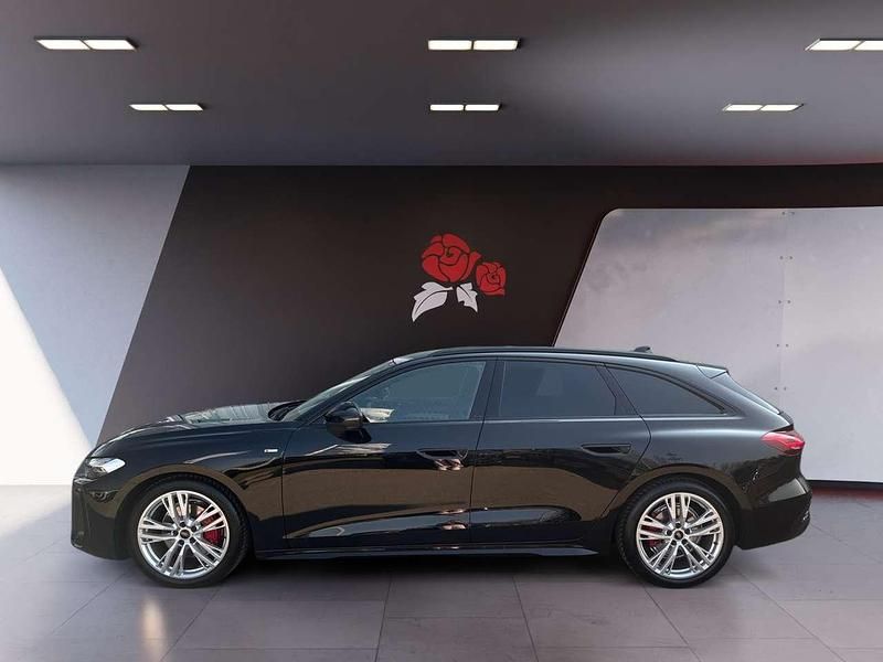 Gebraucht Audi A5 Ambiente 204 PS (150 kW) 2025 Mythosschwarz metallic Kombi