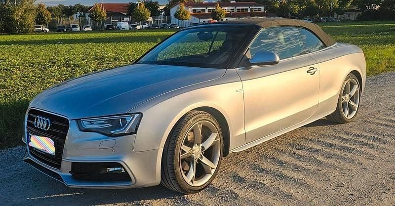 Silber Gebraucht 2016 Audi Cabriolet Ambiente Cabrio | 17.990 € - Bild 1/4