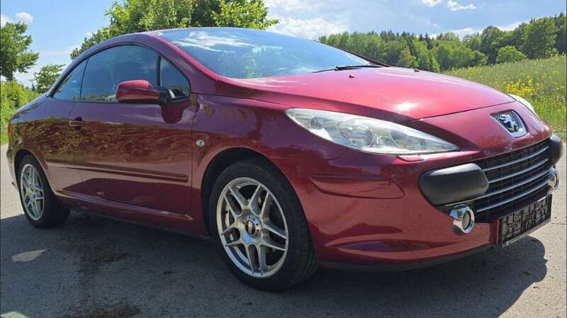 Rot Gebraucht 2007 Peugeot 307 CC Cabrio | 2.700 € (Guter Preis) - Bild 1/4