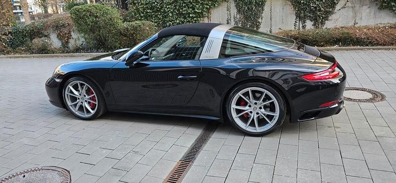 Gebraucht Porsche 911 Targa 4 420 PS (308 kW) 2018 Schwarz Cabrio