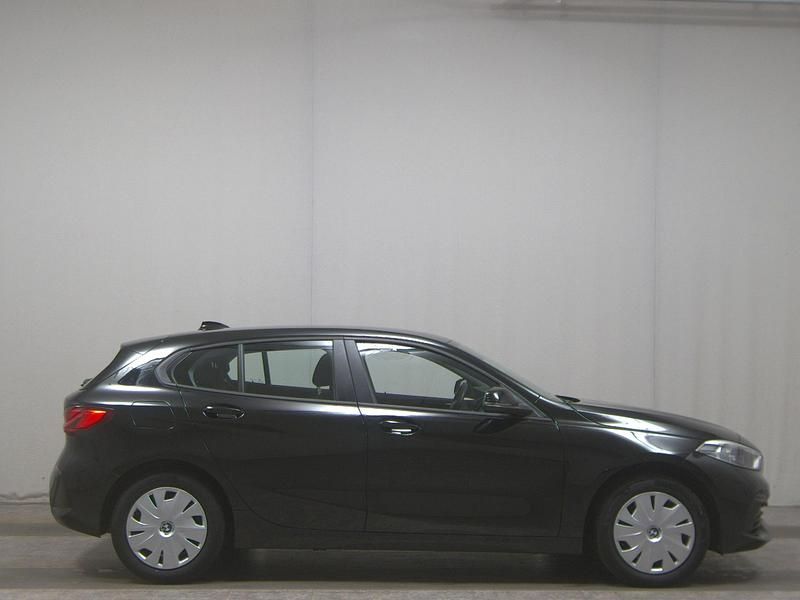 Schwarz Gebraucht 2021 BMW 116 Performance Kleinwagen | 15.780 € (Guter Preis) - Bild 1/4