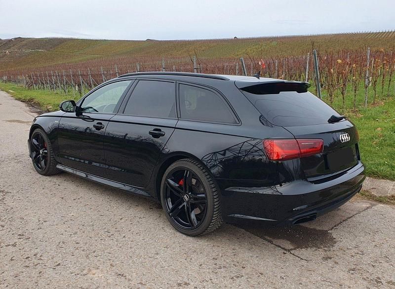 Gebraucht Audi A6 Ambiente 326 PS (239 kW) 2016 Schwarz Kombi