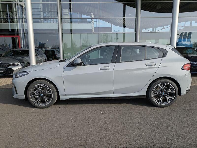 Neu BMW 120 156 PS (114 kW) 2026 Grau Kleinwagen