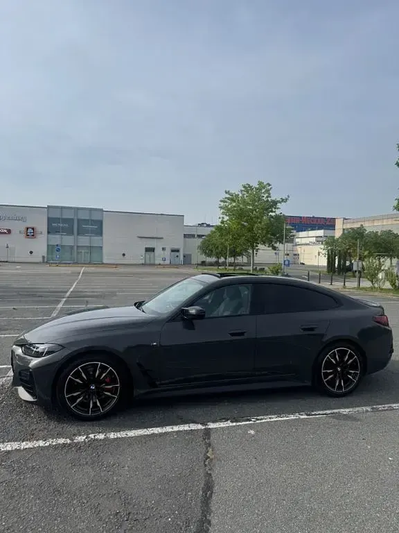 Gebraucht BMW M440 M Sport 374 PS (275 kW) 2025 Grau Limousine