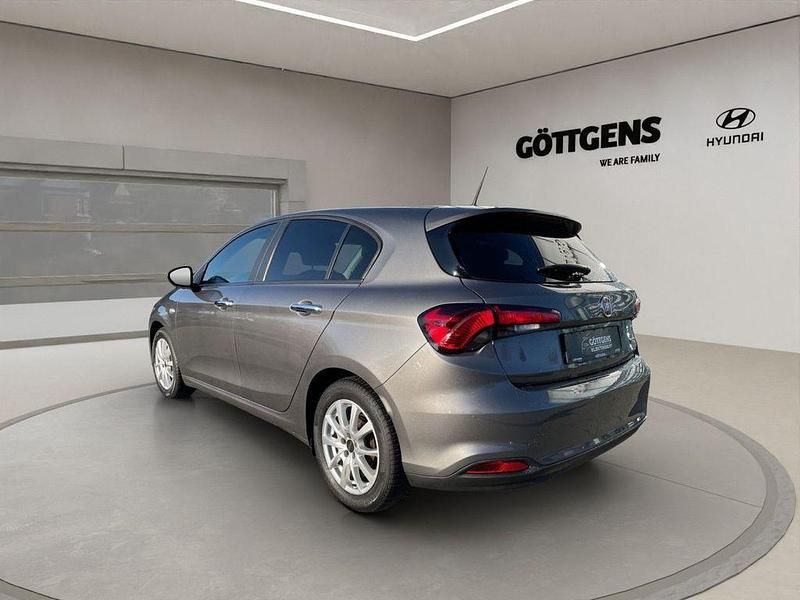 Gebraucht Fiat Tipo Easy 95 PS (69 kW) 2019 Grau Limousine