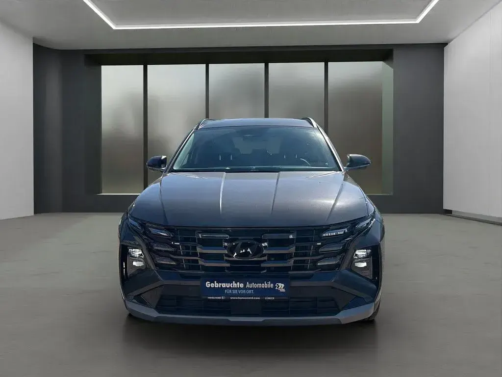 Gebraucht Hyundai Tucson 136 PS (100 kW) 2024 Grau / ecotronic grey (metallic) SUV