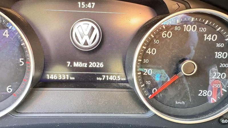 Gebraucht VW Touareg 204 PS (150 kW) 2014 Braun SUV