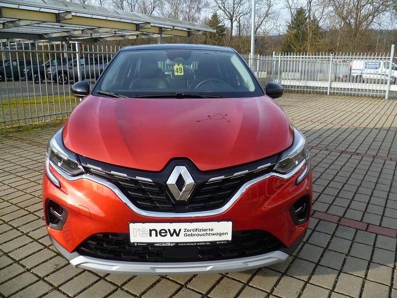Gebraucht Renault Captur Intens 140 PS (102 kW) 2022 Rot nnp + schwarz gne SUV