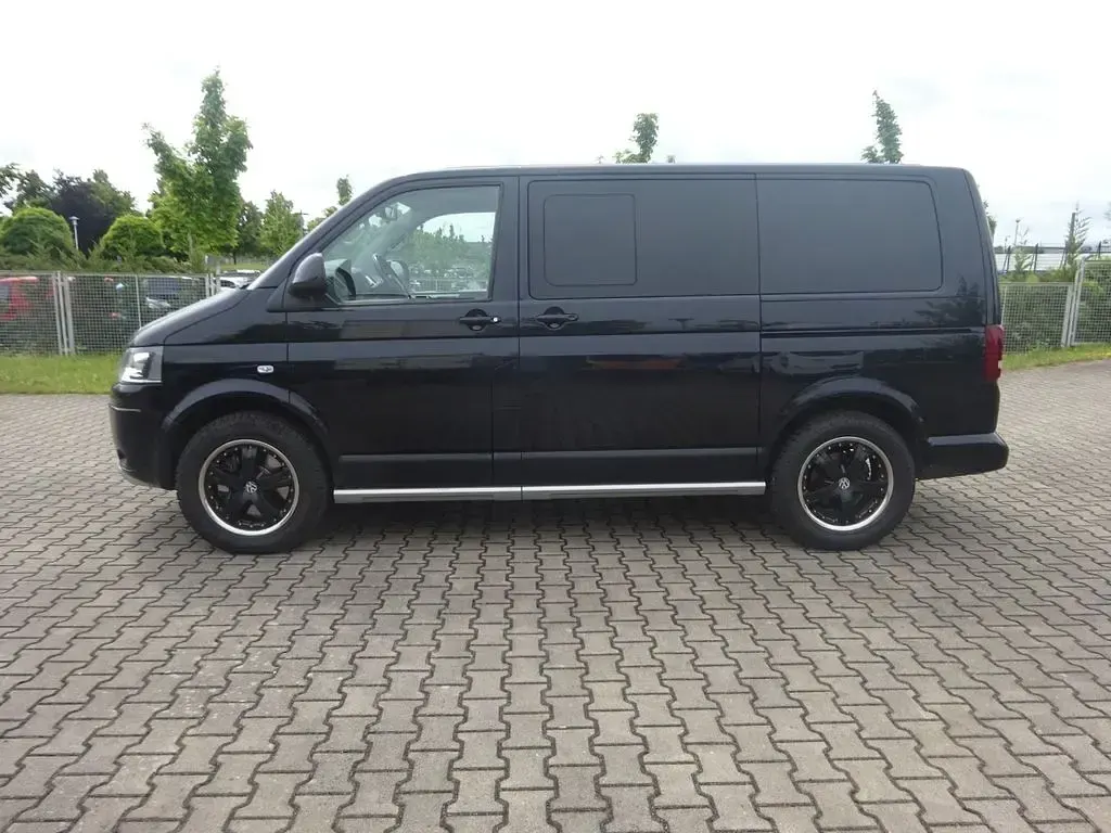 Gebraucht VW Multivan PanAmericana 179 PS (131 kW) 2013 Schwarz Van / Kleinbus