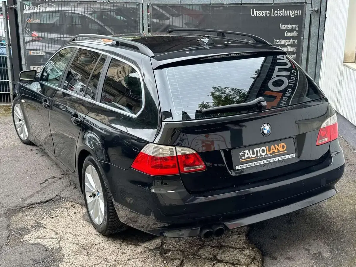 Gebraucht BMW 535 Exclusive 272 PS (200 kW) 2005 Schwarz Kombi