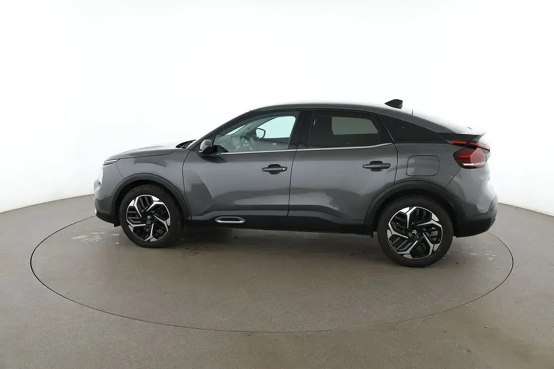 Gebraucht Citroën C4 Shine 131 PS (96 kW) 2023 Grau SUV