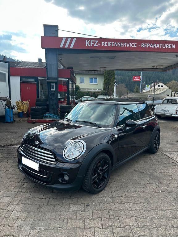 Gebraucht Mini Cooper 122 PS (89 kW) 2013 Kleinwagen