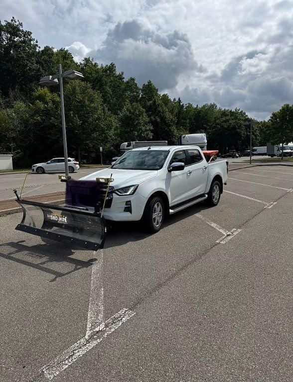 Weiß Gebraucht 2023 Isuzu D-Max SUV | 56.000 € - Bild 1/2