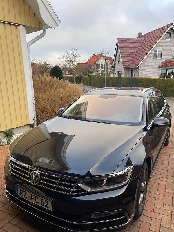 Gebraucht VW Passat 220 PS (161 kW) 2017 Schwarz Kombi