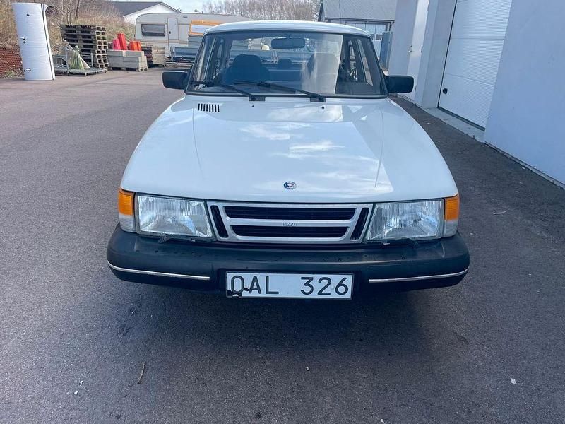 Gebraucht Saab 900 110 PS (80 kW) 1989 Weiß Limousine