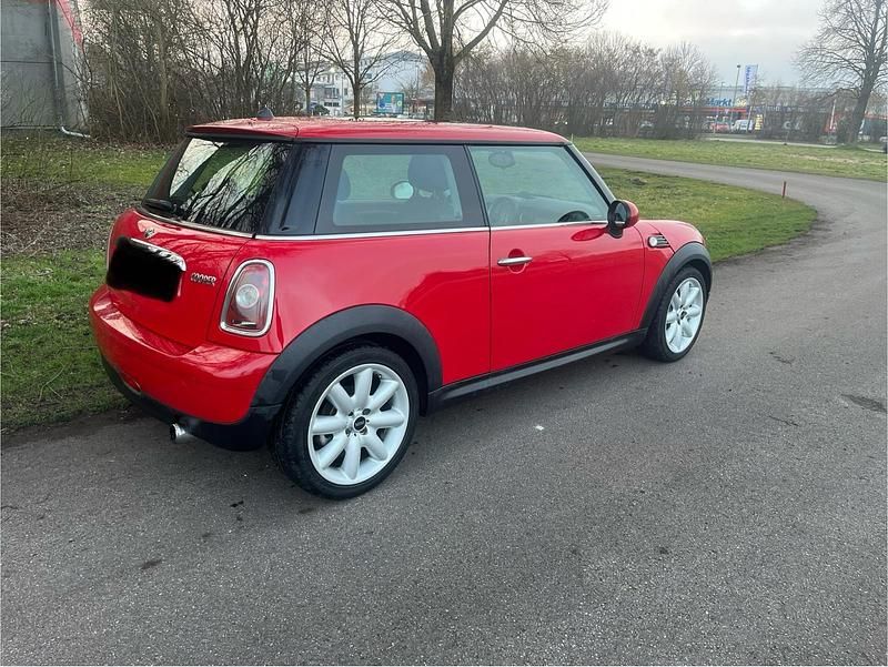 Second-hand Mini Cooper 118 CP (86 kW) 2008 Roșu Hatchback