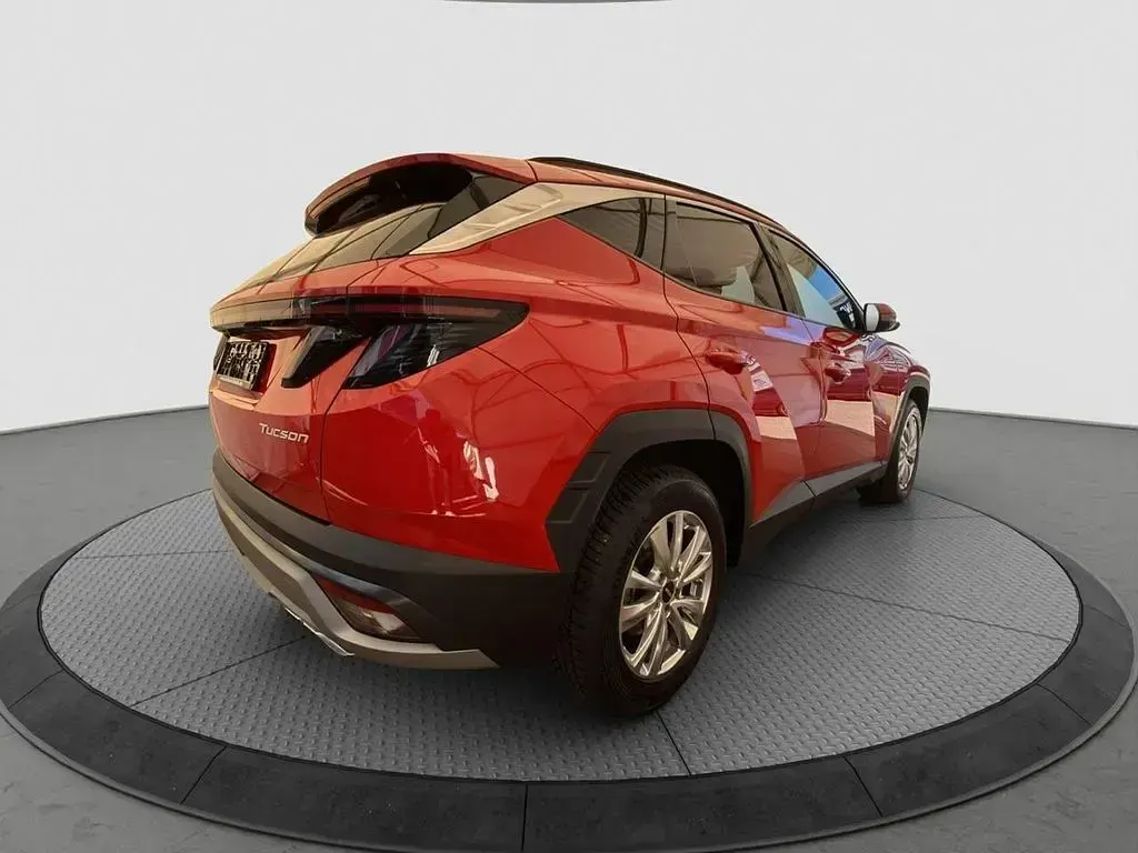 Gebraucht Hyundai Tucson Style 160 PS (117 kW) 2024 Rot SUV