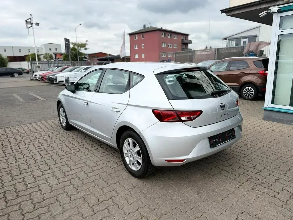 Gebraucht Seat Leon Reference 110 PS (80 kW) 2015 Silber Limousine