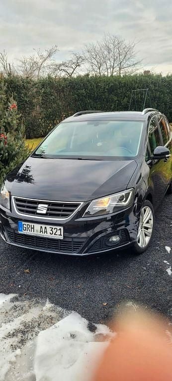 Schwarz Gebraucht 2015 Seat Alhambra Crono Van / Kleinbus | 15.750 € (Guter Preis) - Bild 1/4