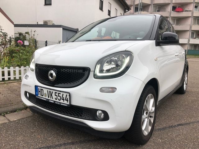 Weiß Gebraucht 2015 Smart ForFour Basis Kleinwagen | 6.888 € (Fairer Preis) - Bild 1/4