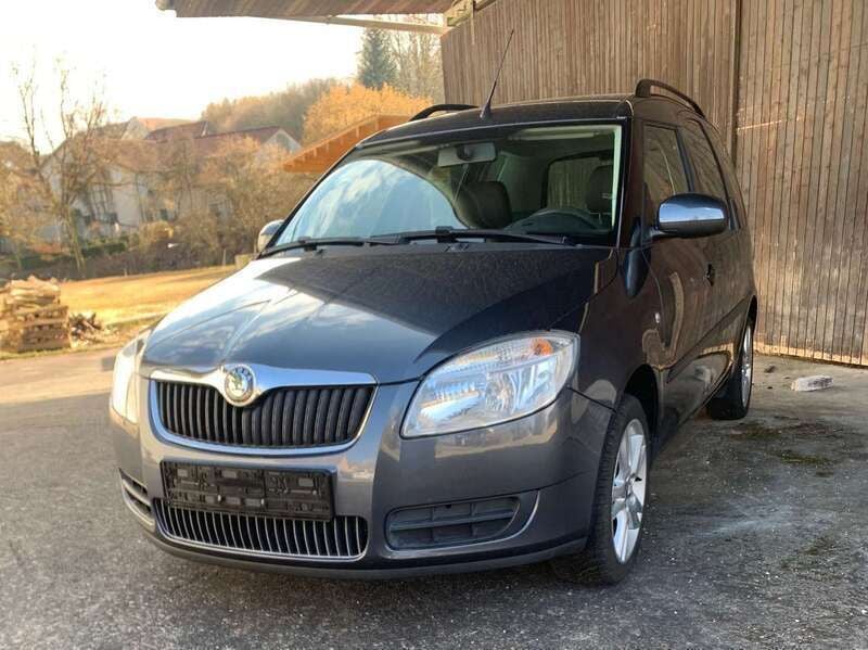 Grau Gebraucht 2009 Skoda Roomster Style Kombi | 2.999 € (Fairer Preis) - Bild 1/4