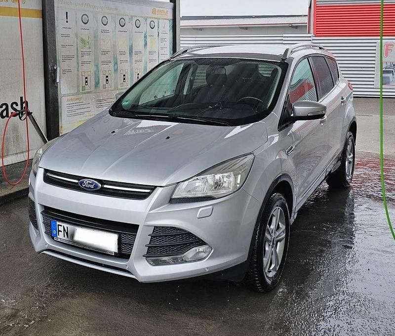 Gebraucht Ford Kuga Trend 150 PS (110 kW) 2014 SUV