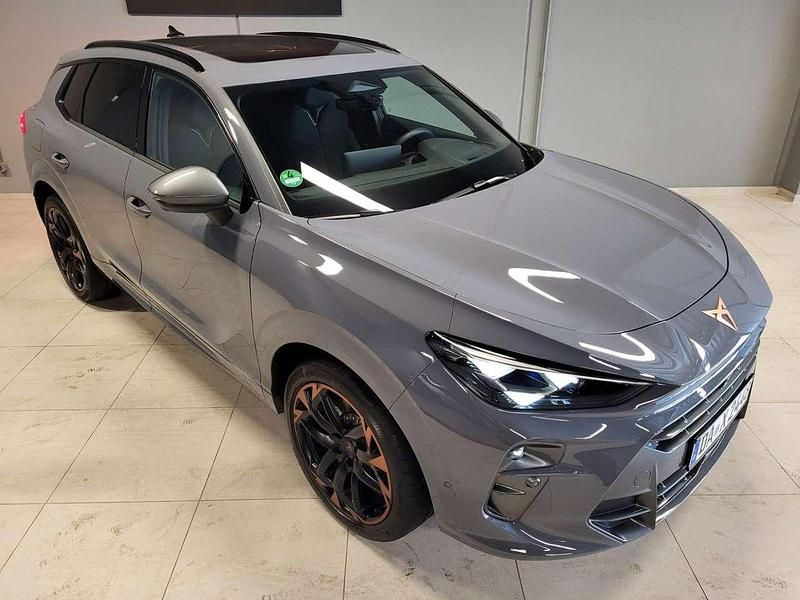 Grau Gebraucht 2024 Cupra Terramar VZ SUV | 49.870 € (Etwas zu teuer) - Bild 1/4