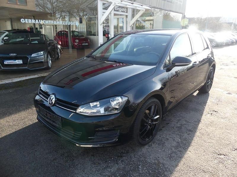 Second-hand VW Golf VII Trendline 86 CP (63 kW) 2014 Negru Berlinǎ