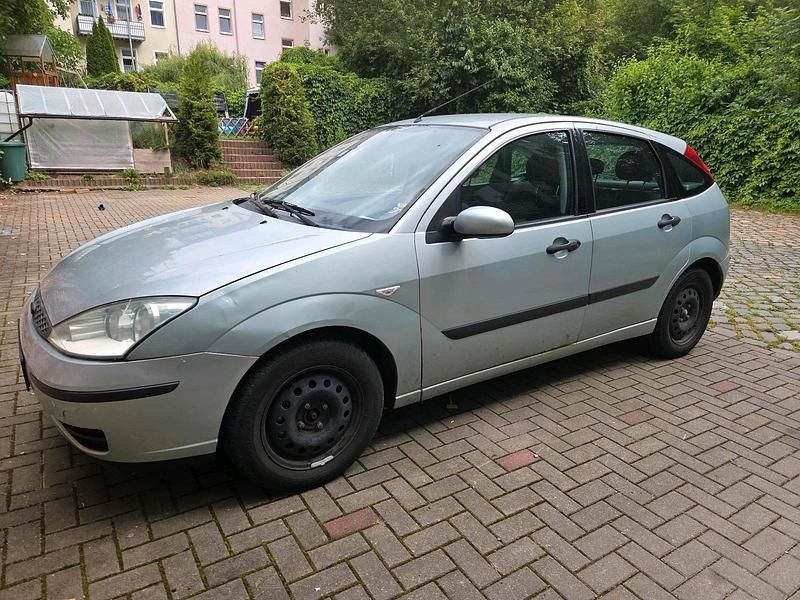 Andere außenfarben Gebraucht 2004 Ford Focus Kleinwagen | 450 € (Guter Preis) - Bild 1/4