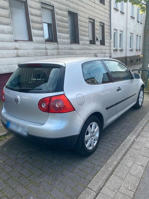 Gebraucht VW Golf V 75 PS (55 kW) 2004 Silber Kleinwagen