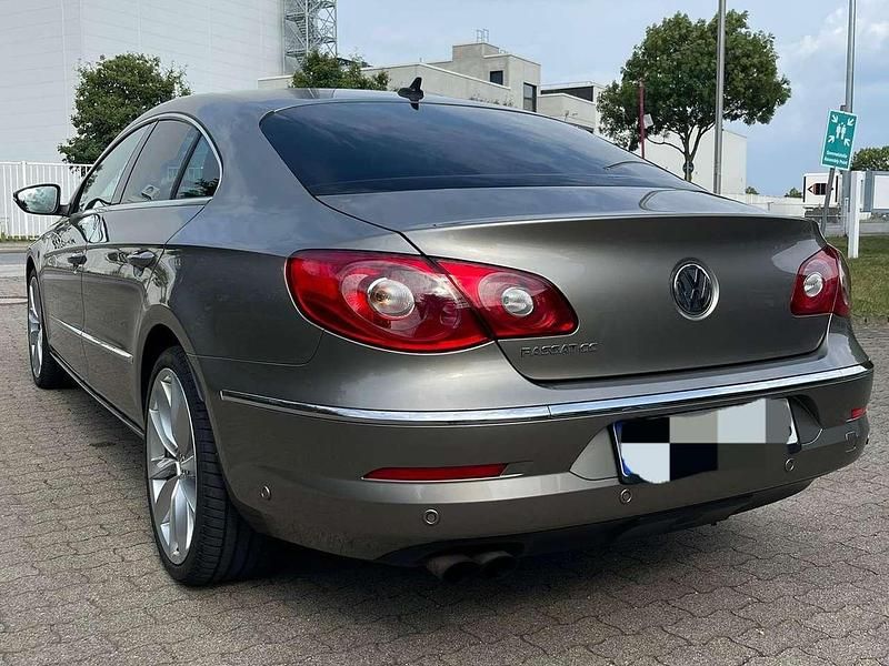 Gebraucht VW Passat Exclusive 211 PS (155 kW) 2011 Coupé