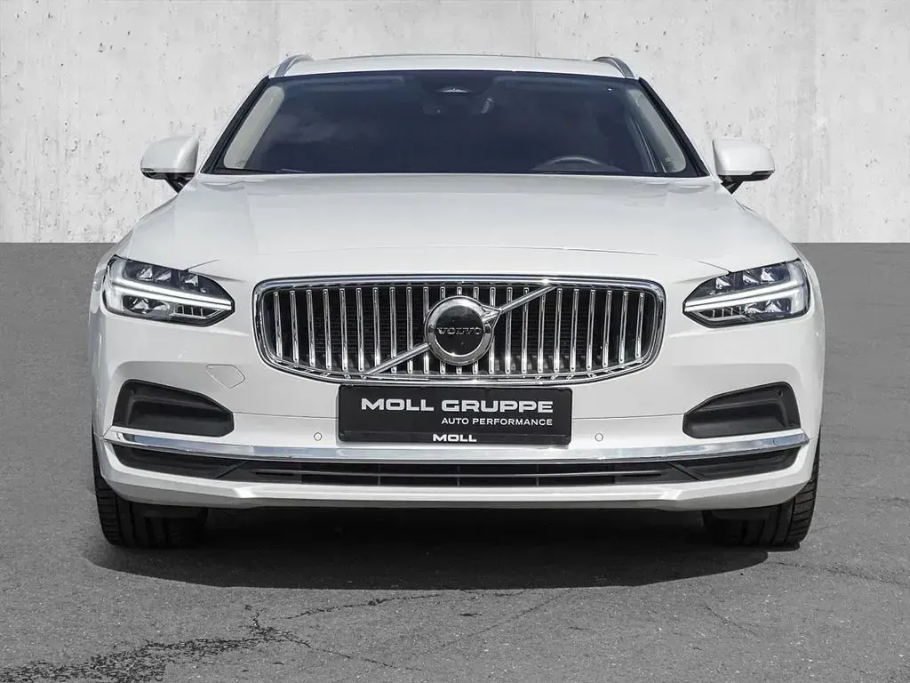 Gebraucht Volvo V90 Plus 197 PS (144 kW) 2024 Crystal white pearl Kombi