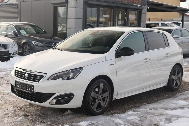 Weiß Gebraucht 2017 Peugeot 308 Allure GT-Line Limousine | 12.490 € (Fairer Preis) - Bild 1/4