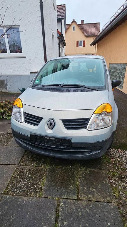Gebraucht Renault Modus Authentique 88 PS (64 kW) 2004 Silber Van / Kleinbus