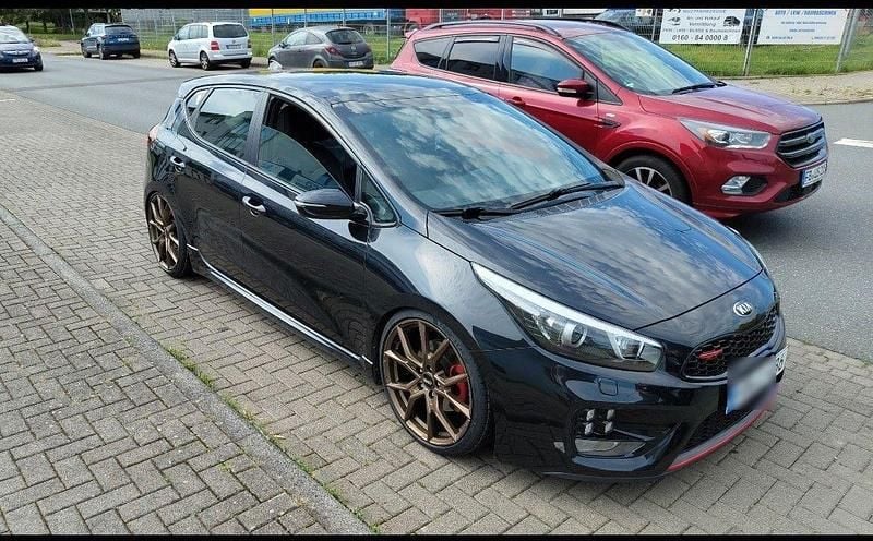 Schwarz Gebraucht 2014 Kia Ceed GT-Track Kleinwagen | 10.499 € (Fairer Preis) - Bild 1/4