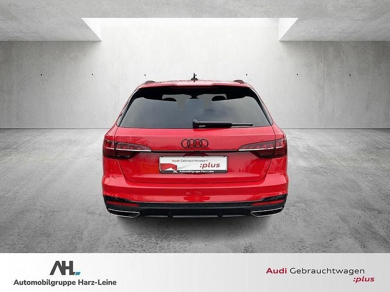 Gebraucht Audi A4 Competition 204 PS (150 kW) 2022 Rot Kombi