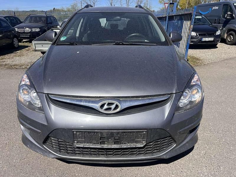 Gebraucht Hyundai i30 116 PS (85 kW) 2012 Sonstige Kombi
