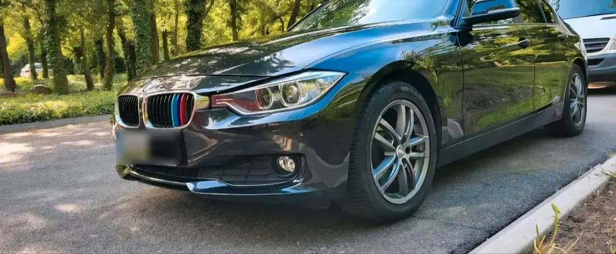 Gebraucht BMW 316 116 PS (85 kW) 2013 Schwarz Limousine