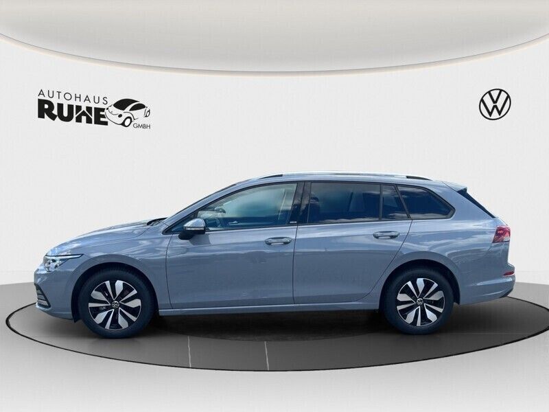 Gebraucht VW Golf VIII Move 131 PS (96 kW) 2023 Mondsteingrau Kombi