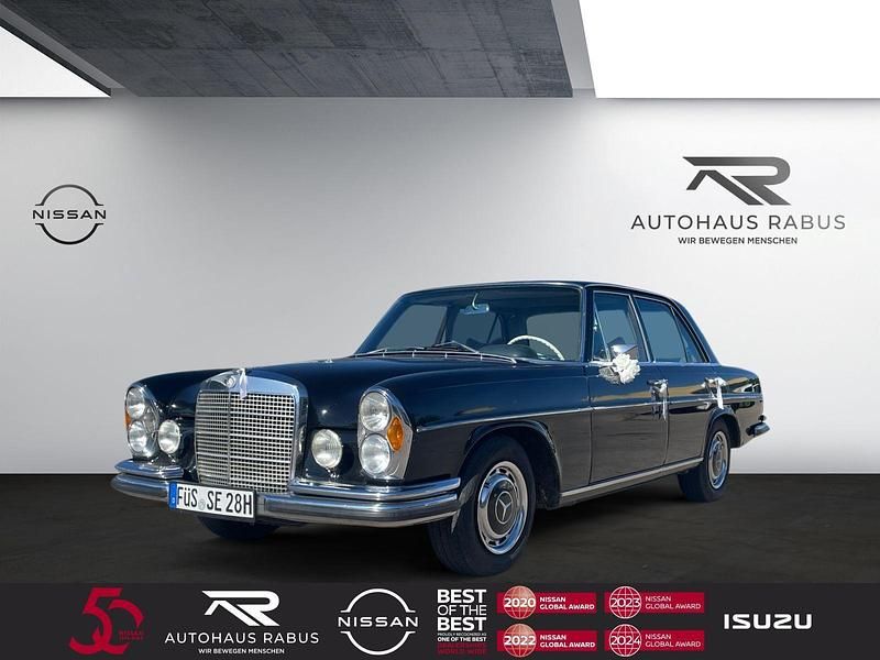 Schwarz Gebraucht 1969 Mercedes 280 SE Limousine | 11.990 € - Bild 1/4