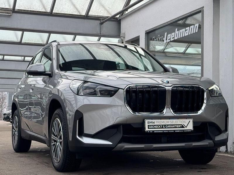 Gebraucht BMW X1 136 PS (100 kW) 2024 Spacesilber metallic SUV