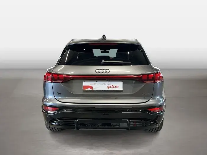 Gebraucht Audi Q6 e-tron Sport 284 kW (387 PS) 2025 Daytonagrau perleffekt SUV