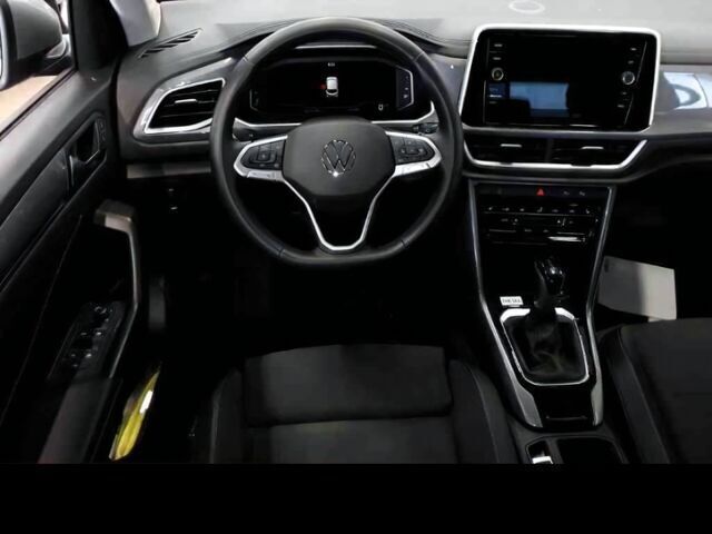 Gebraucht VW T-Roc Style 150 PS (110 kW) 2024 Silber SUV