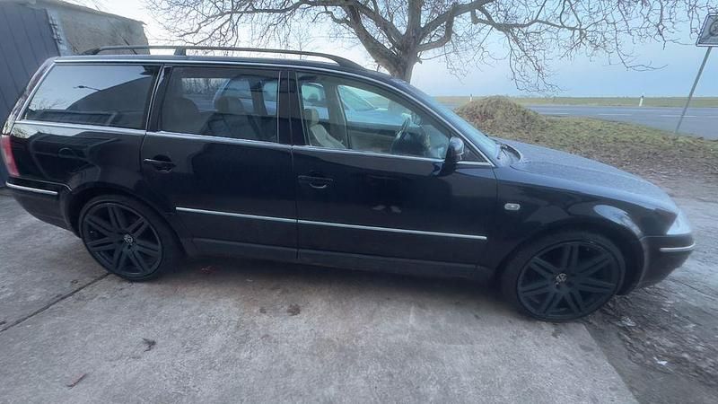 Gebraucht VW Passat Highline 116 PS (85 kW) 2001 Schwarz Kombi
