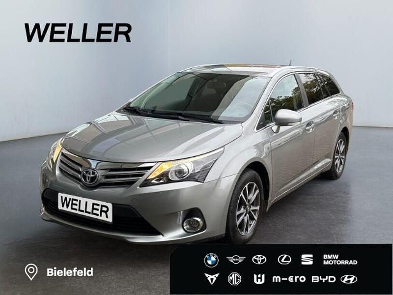 Silber Gebraucht 2014 Toyota Avensis Edition Kombi | 14.280 € - Bild 1/3