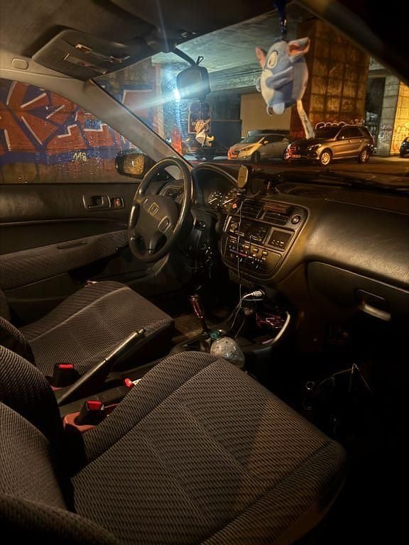 Gebraucht Honda Civic 75 PS (55 kW) 1997 Rot Limousine