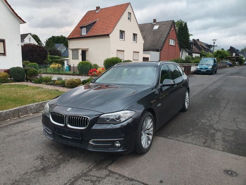 Grau Gebraucht 2017 BMW 525 Luxury Line Kombi | 13.980 € (Teuer) - Bild 1/1