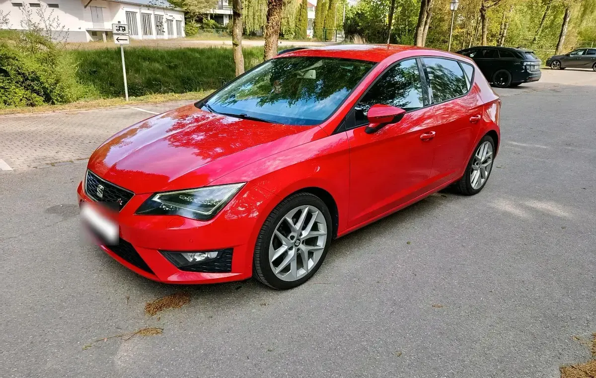 Usata Seat Leon FR 122 CV (89 kW) 2012 Rosso Berlina